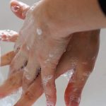consejos sobre el aseo personal a personas mayores