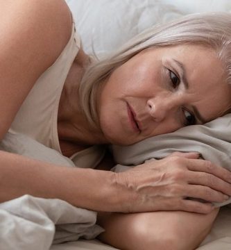 el insomnio en personas mayores causas y recomendaciones