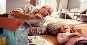 formas de cuidar a personas mayores en casa